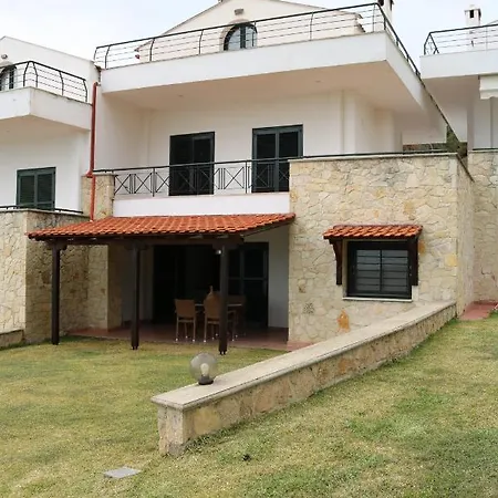 Thea Thalassa 1 * Kalandra